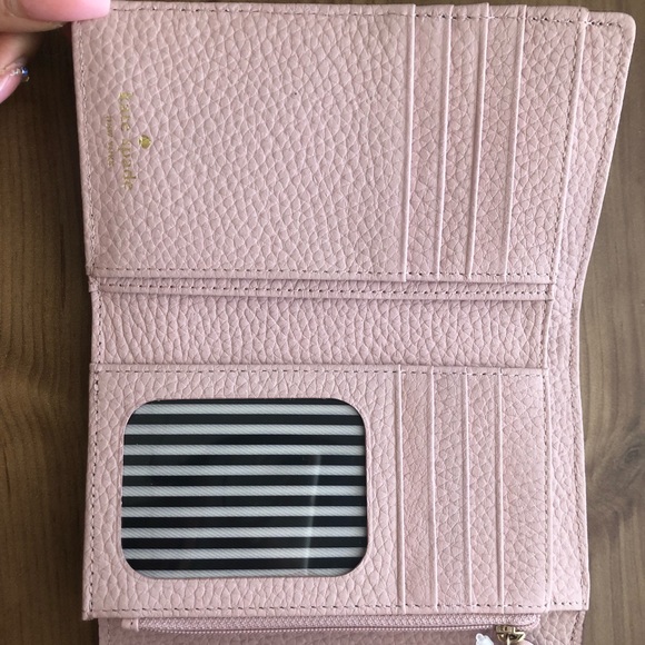 Brand New Kate Spade Wallet !✨ - Picture 6 of 6